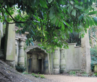 Public Speaker from Sheffield, South Yorkshire Mike Higginbottom talks about Victorian Cemeteries